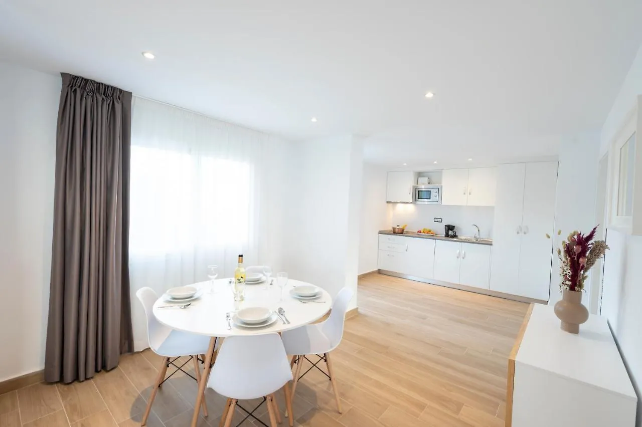 Apartamentos Blanco Sol Cala Vadella