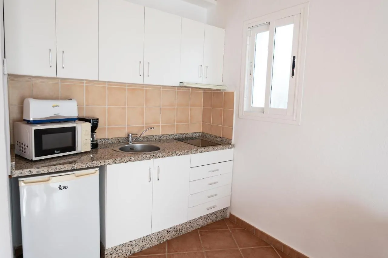 Apartamentos Blanco Sol 卡拉瓦德亚 公寓