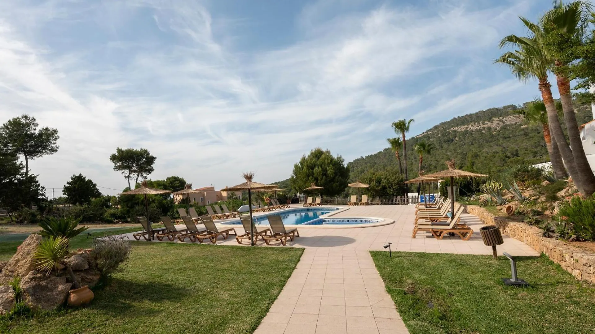 Apartamentos Blanco Sol Cala Vadella