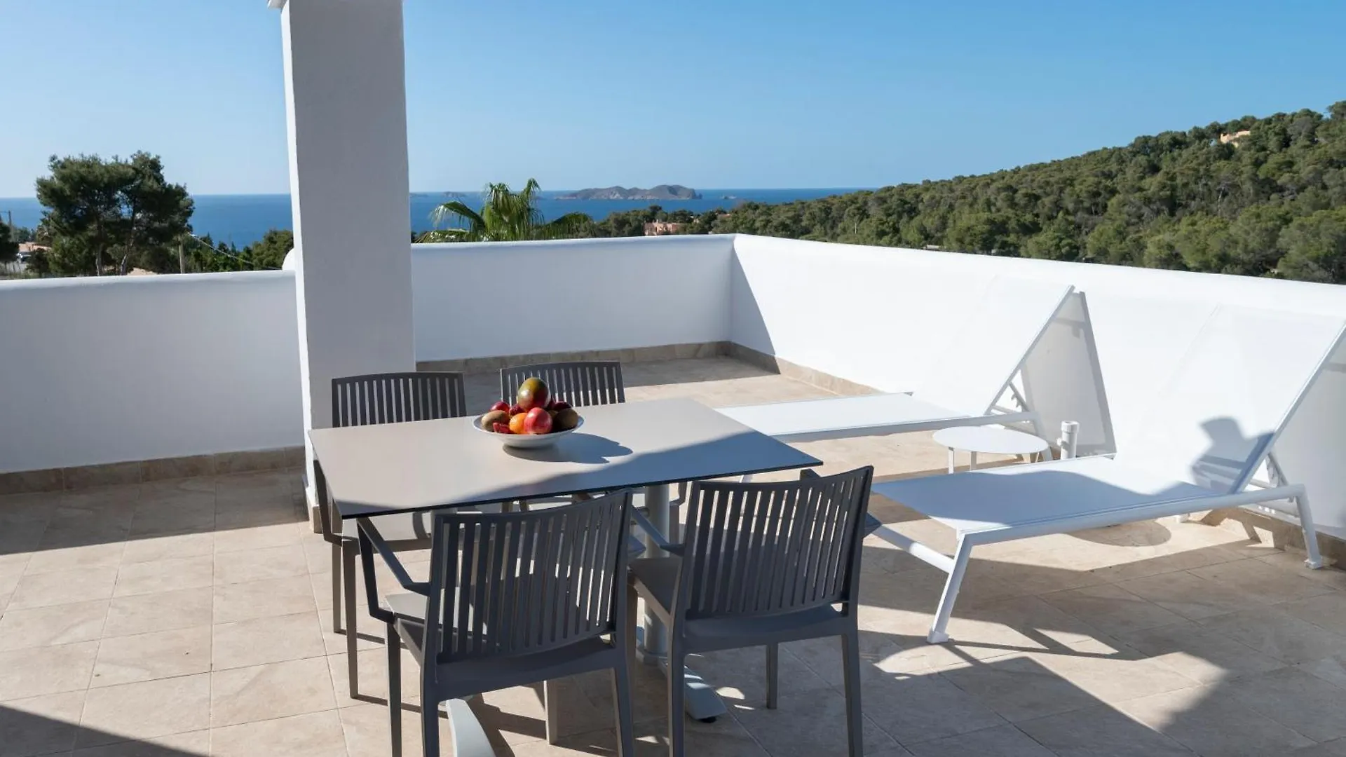 Apartamentos Blanco Sol Cala Vadella  Spain