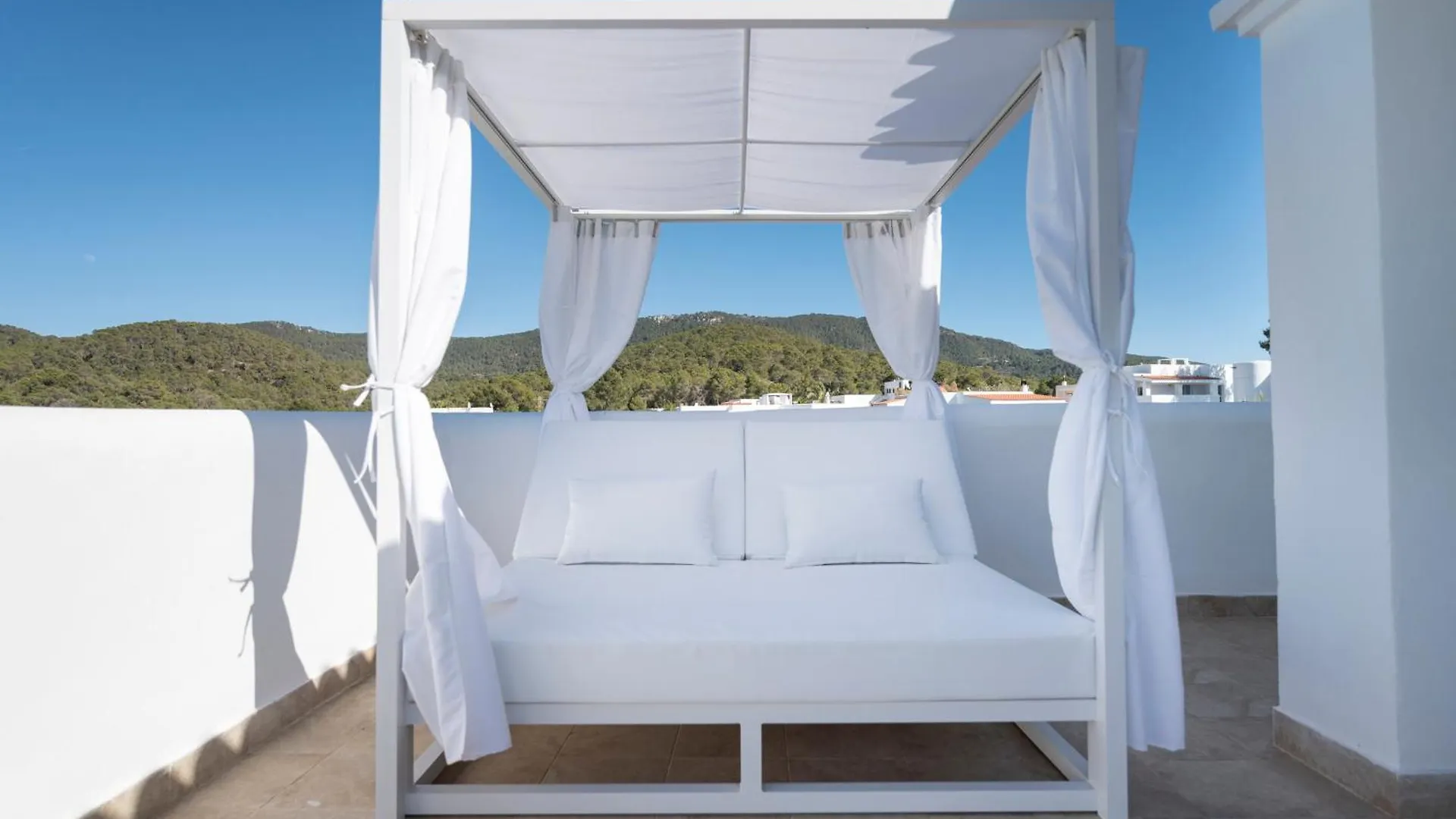 Apartamentos Blanco Sol Cala Vadella  0*, Cala Vadella (Ibiza) Spain
